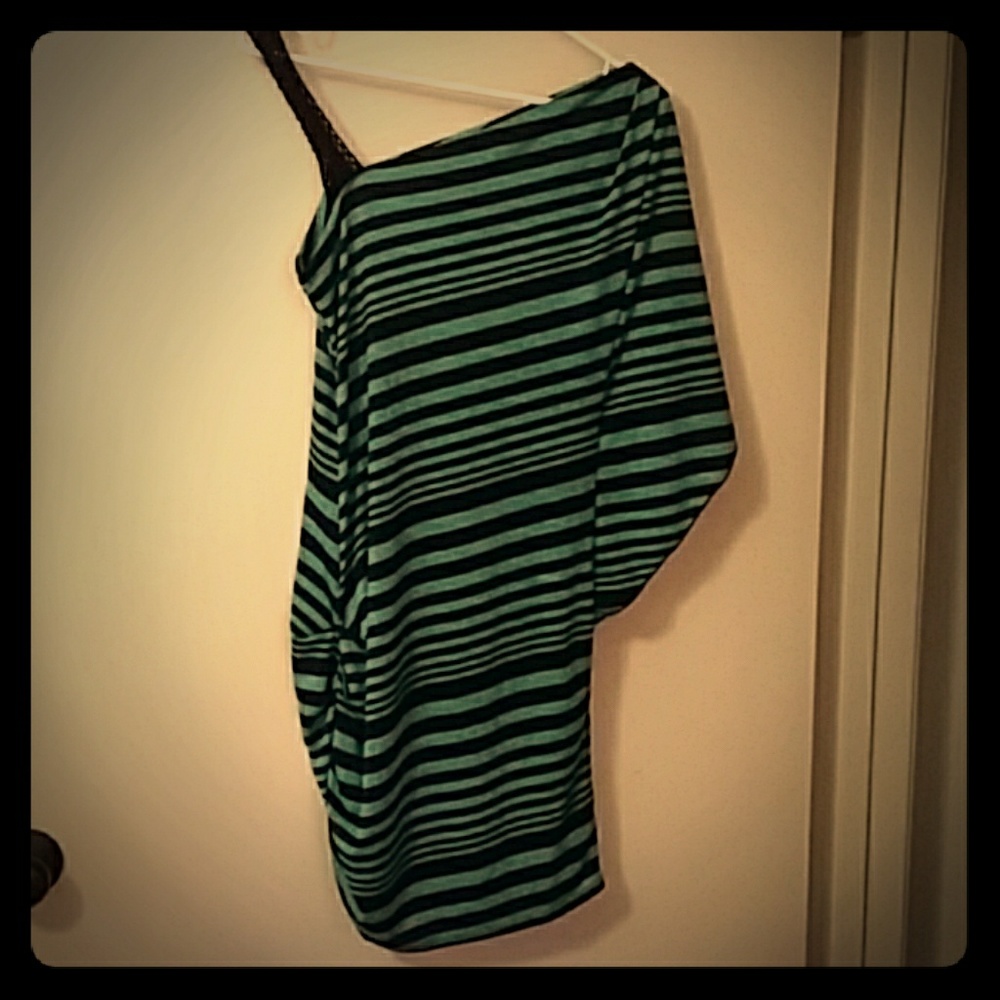 Striped side dress